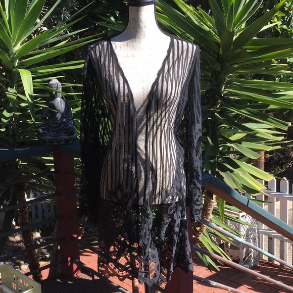 New! Black Crochet Cover - Picture 3 of 8